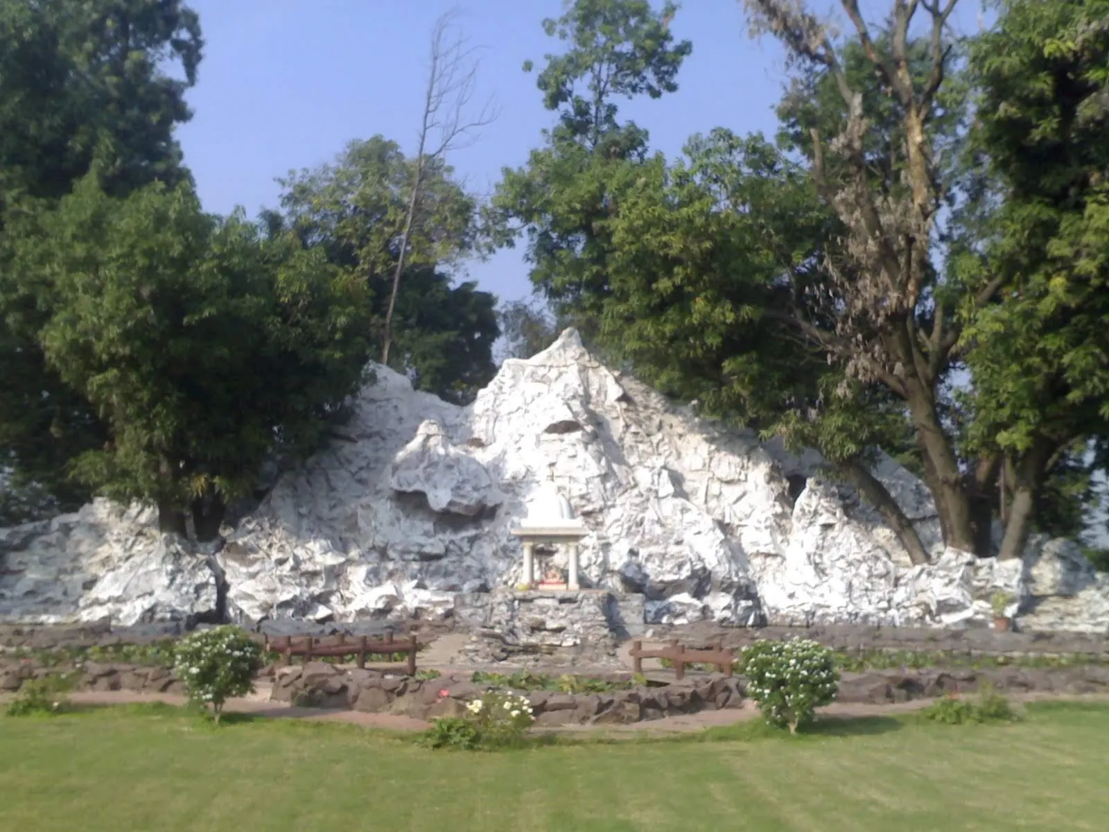 Mountain Theme Waterfall — Himalaya — Tilaknagar Industries Ltd.
