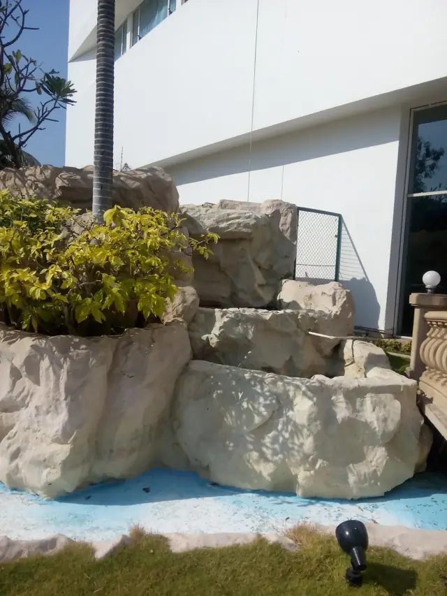 Rock Theme FRP Planter — Renaissance Mumbai Convention Centre Hotel