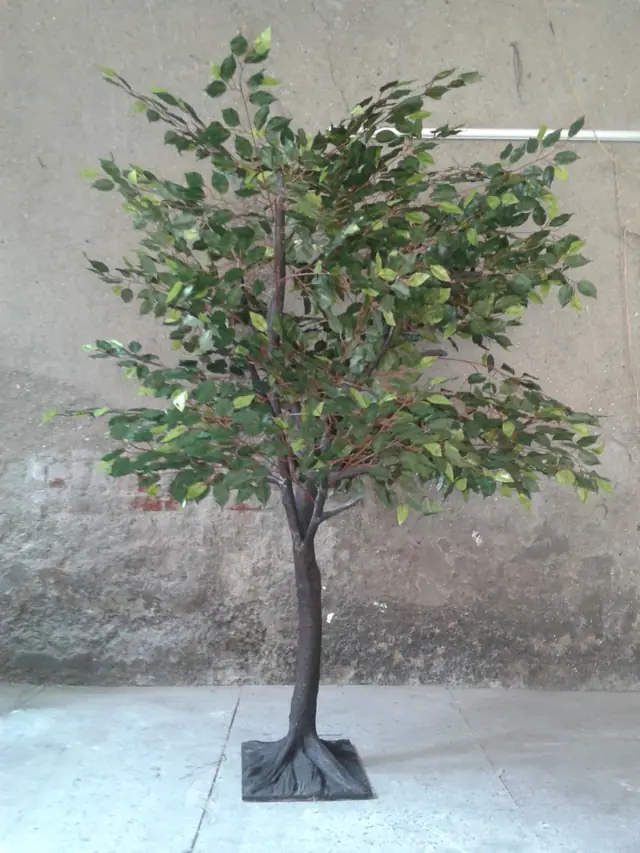 Artificial FRP tree