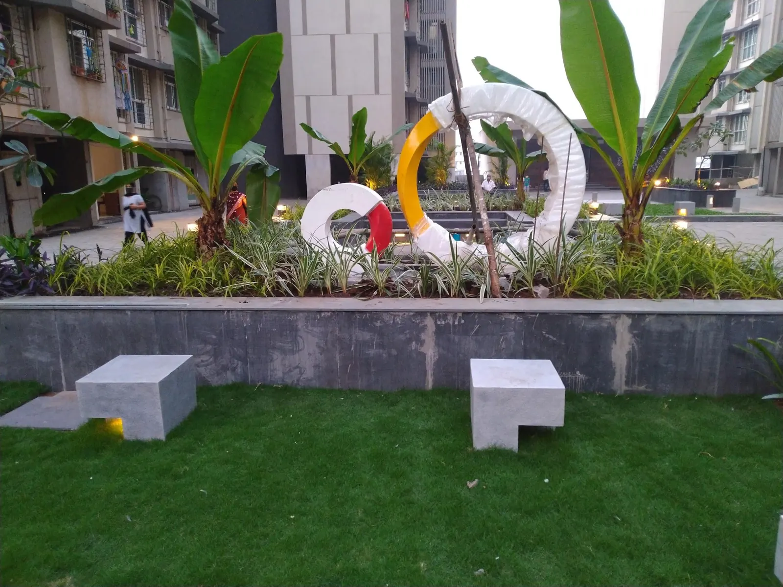 Sheth Midori — Kinetic Sculptures & LED Landscape Amenities